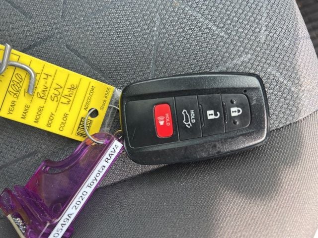 2020 Toyota RAV4 XLE