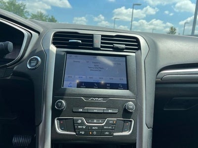 2020 Ford Fusion SE