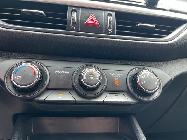 2024 Kia Forte LX