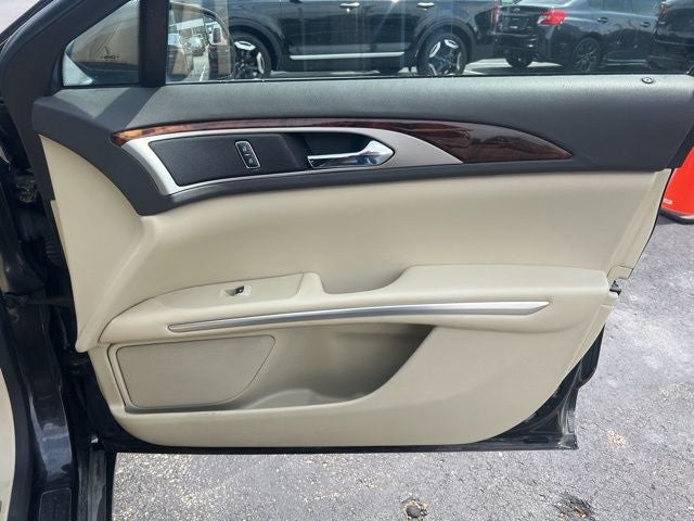 2015 Lincoln MKZ Base