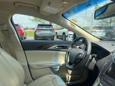 2015 Lincoln MKZ Base