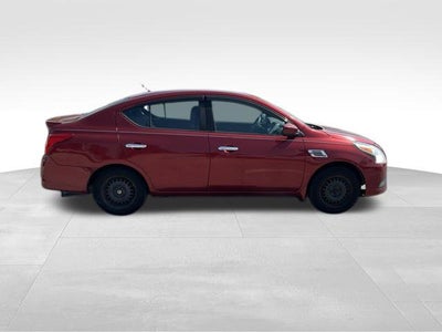 2016 Nissan Versa 1.6 SV