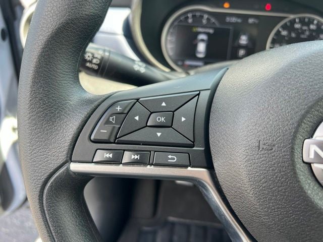 2024 Nissan Versa 1.6 SV