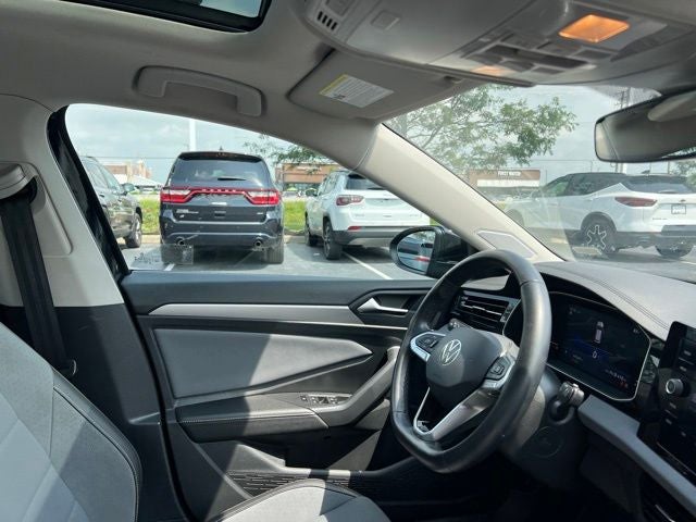 2025 Volkswagen Jetta 1.5T SE