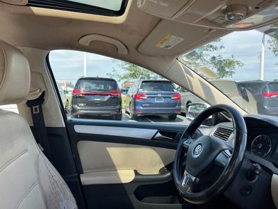 2012 Volkswagen Jetta SEL 2.5