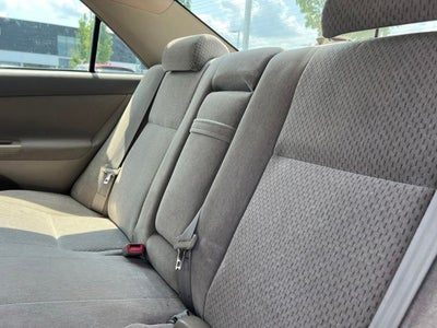 2004 Toyota Camry LE