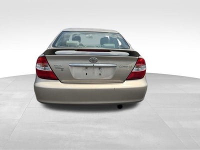 2004 Toyota Camry LE