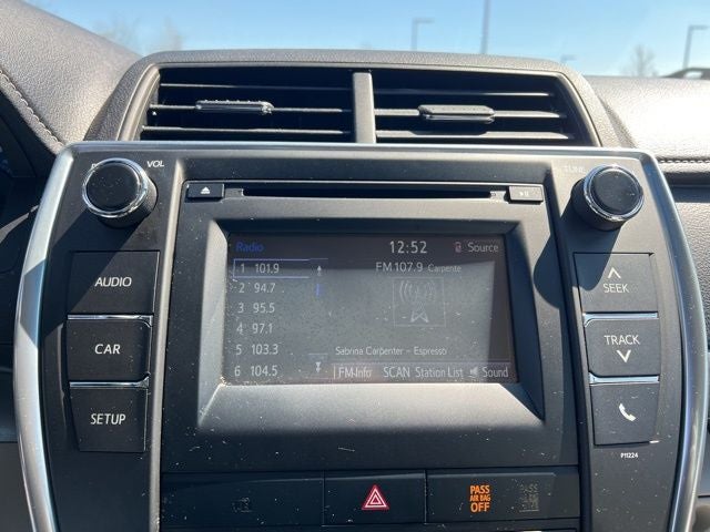 2016 Toyota Camry LE