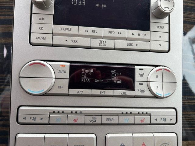 2009 Lincoln Navigator Base