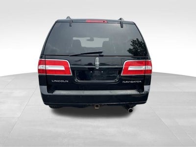 2009 Lincoln Navigator Base