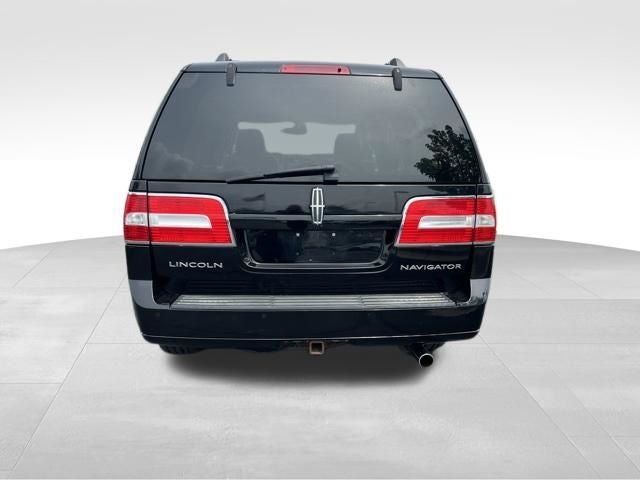 2009 Lincoln Navigator Base
