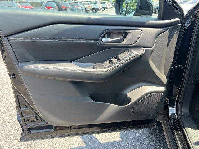 2026 Nissan Rogue SL