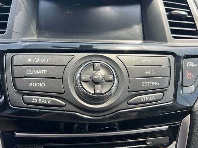 2019 Nissan Pathfinder SV