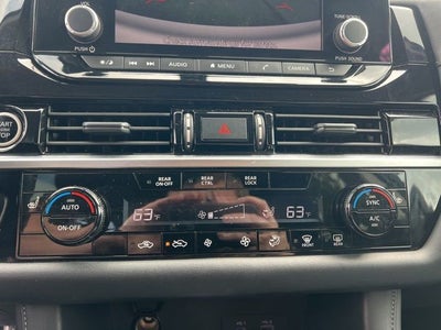 2024 Nissan Pathfinder SV