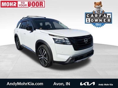 2025 Nissan Pathfinder Platinum