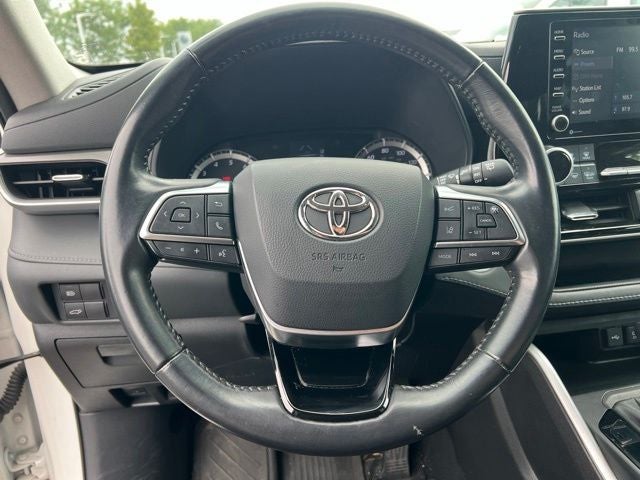 2021 Toyota Highlander LE