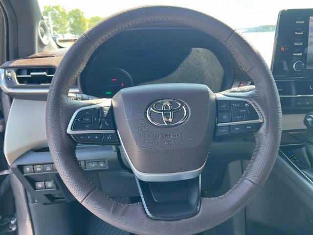 2022 Toyota Sienna Platinum 7 Passenger