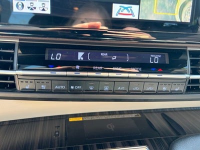 2022 Toyota Sienna Platinum 7 Passenger