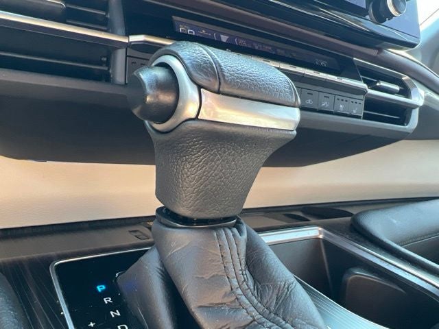 2022 Toyota Sienna Platinum 7 Passenger