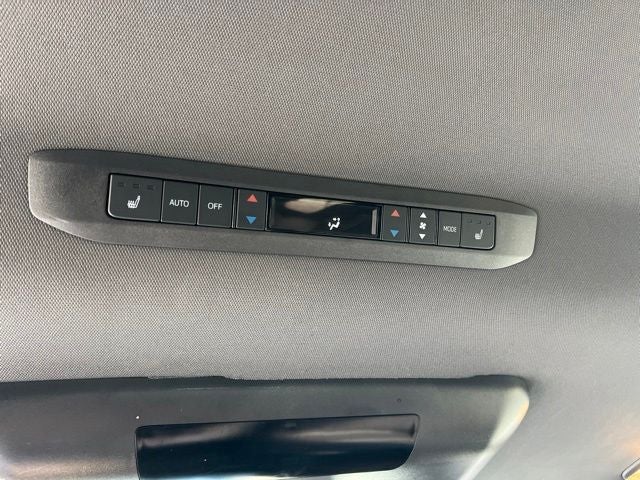 2022 Toyota Sienna Platinum 7 Passenger