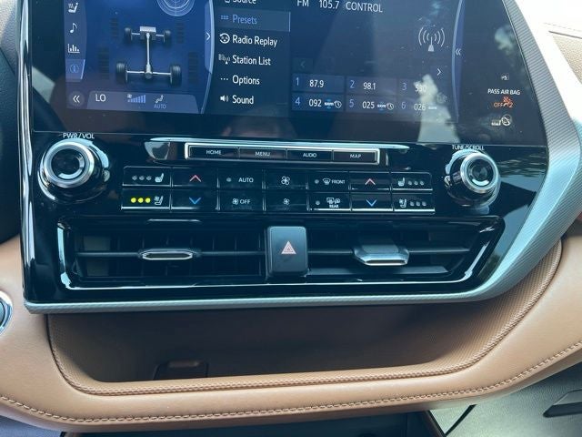 2022 Toyota Highlander Platinum