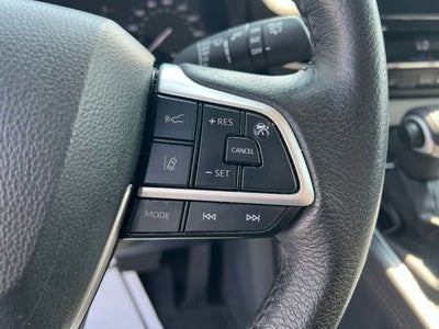 2025 Toyota Sienna XLE 8 Passenger