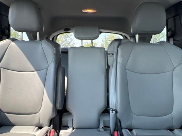 2025 Toyota Sienna XLE 8 Passenger