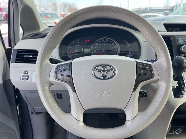 2011 Toyota Sienna LE