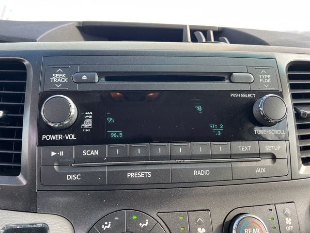 2011 Toyota Sienna LE