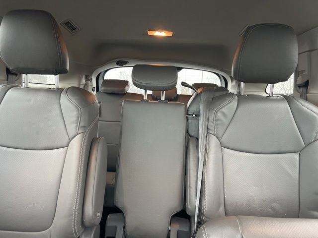 2021 Toyota Sienna LE 8 Passenger