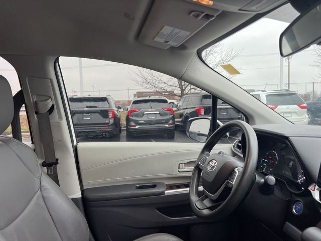 2021 Toyota Sienna LE 8 Passenger