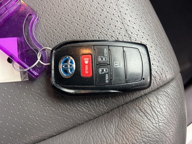 2021 Toyota Sienna LE 8 Passenger