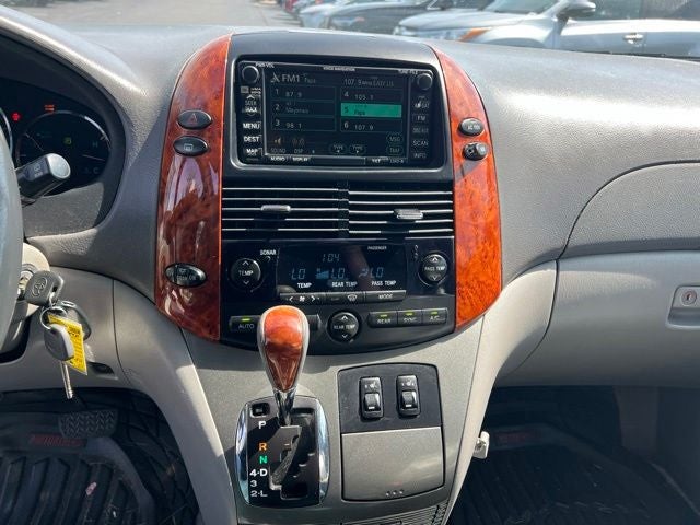 2008 Toyota Sienna XLE
