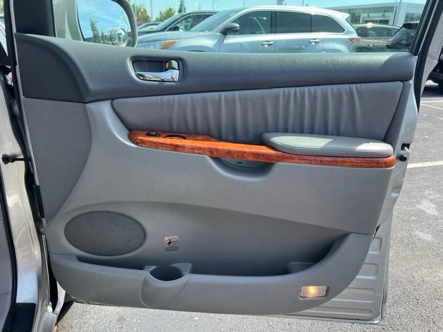 2008 Toyota Sienna XLE