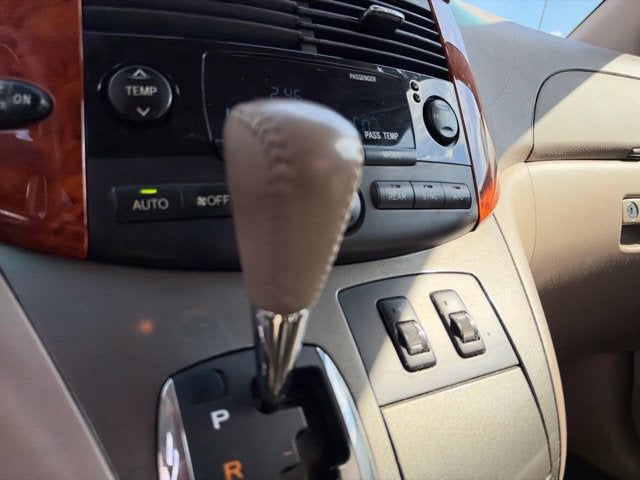 2008 Toyota Sienna XLE