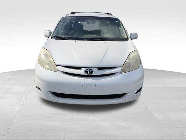 2008 Toyota Sienna XLE