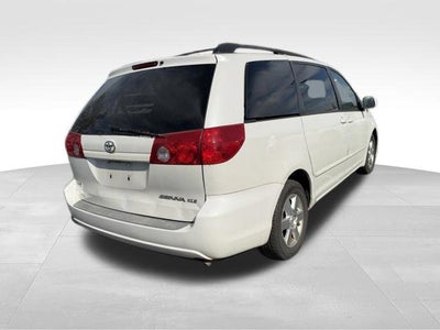 2008 Toyota Sienna XLE