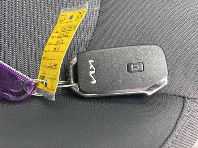 2022 Kia K5 LXS