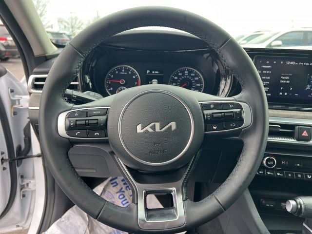 2023 Kia K5 EX
