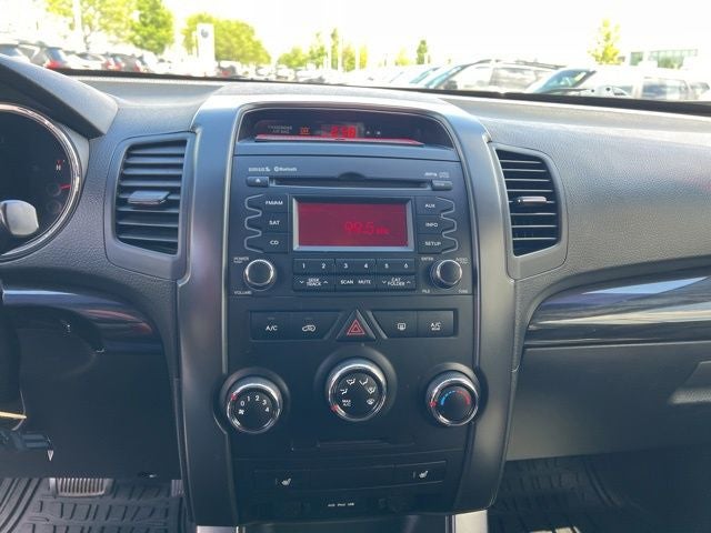 2011 Kia Sorento LX