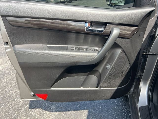 2011 Kia Sorento LX