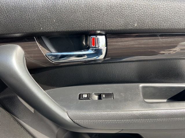 2011 Kia Sorento LX