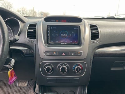 2014 Kia Sorento LX