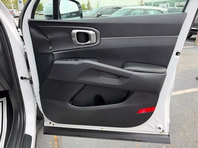 2025 Kia Sorento LX