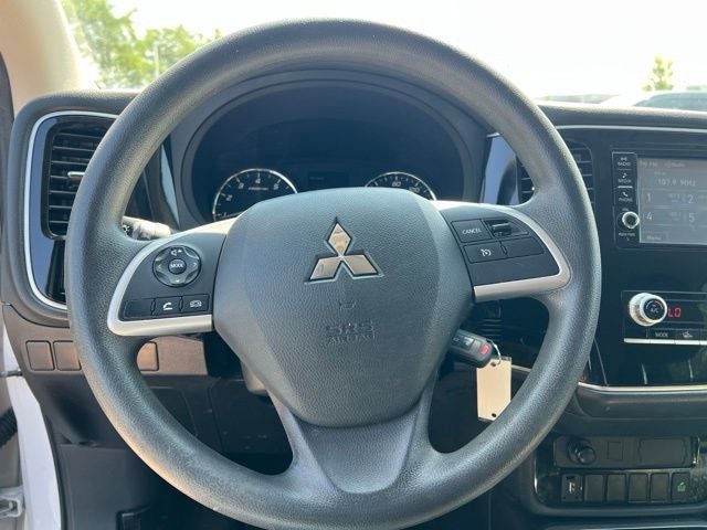 2020 Mitsubishi Outlander ES