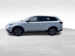 2020 Mitsubishi Outlander ES
