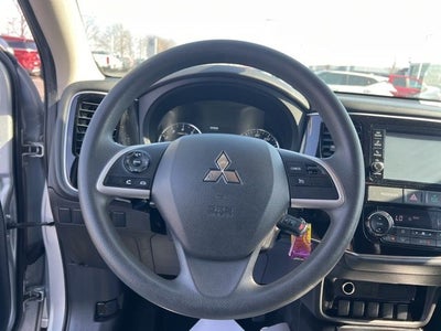2018 Mitsubishi Outlander ES