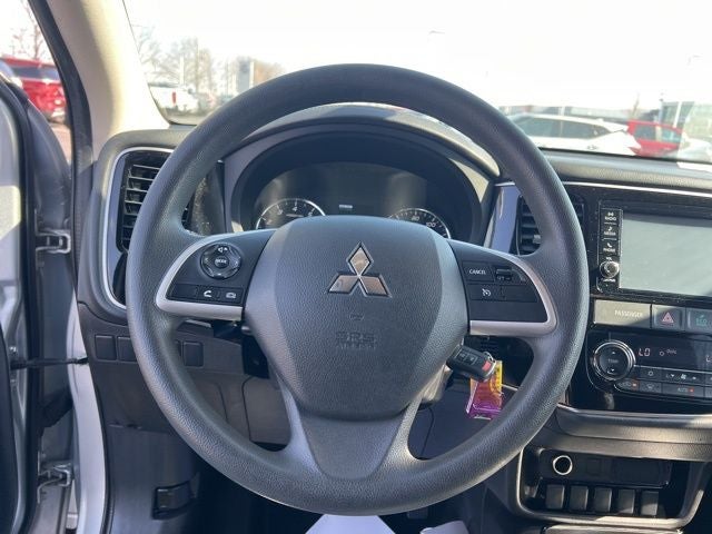 2018 Mitsubishi Outlander ES