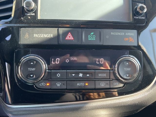 2018 Mitsubishi Outlander ES