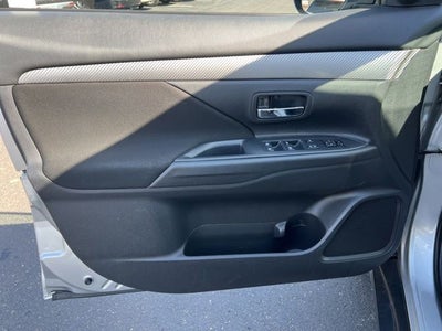 2018 Mitsubishi Outlander ES